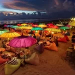 Pantai Double Six, Santai dan Hiburan Pantai di Seminyak, Bali